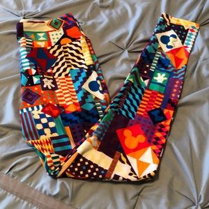 Lularoe Disney leggings